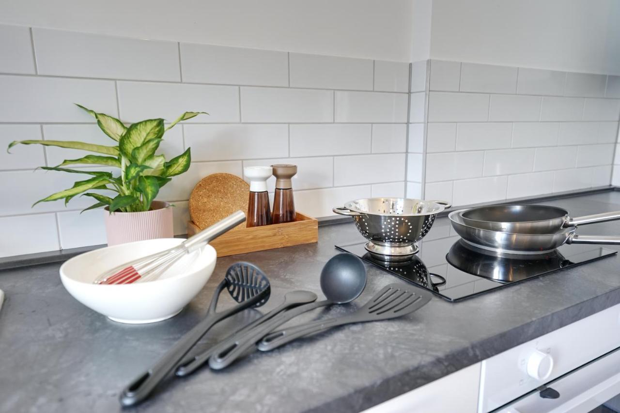 Vonbehling Boutique Apartment - Gemeinsam Leben Am Puls Der Innenstadt Wiesbaden Esterno foto